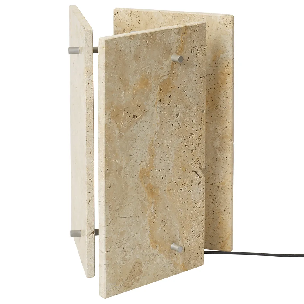 Oeste Pöytävalaisin