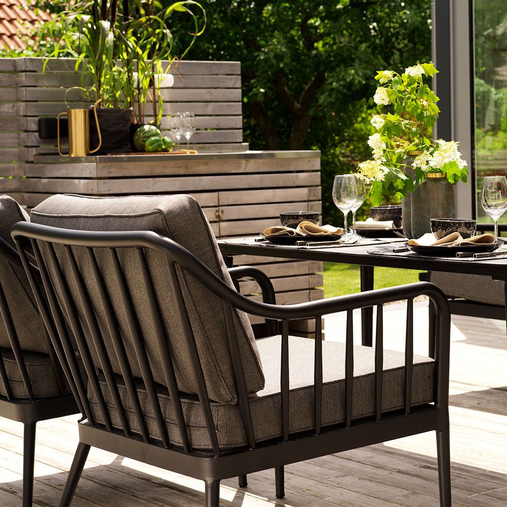 Coville nojatuoli musta Brafab