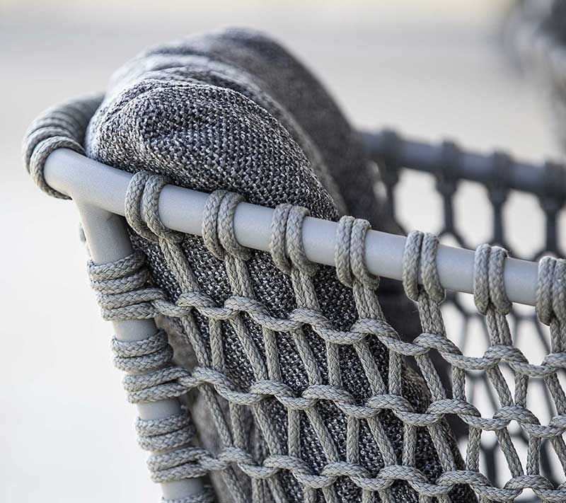 Ocean käsinojallinen pinottava tuoli Taupe