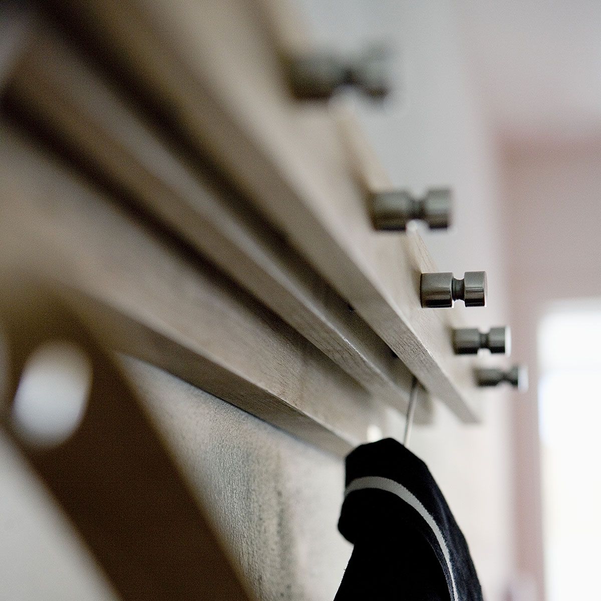 Cutter vaatenaulakko 72 cm tiikki