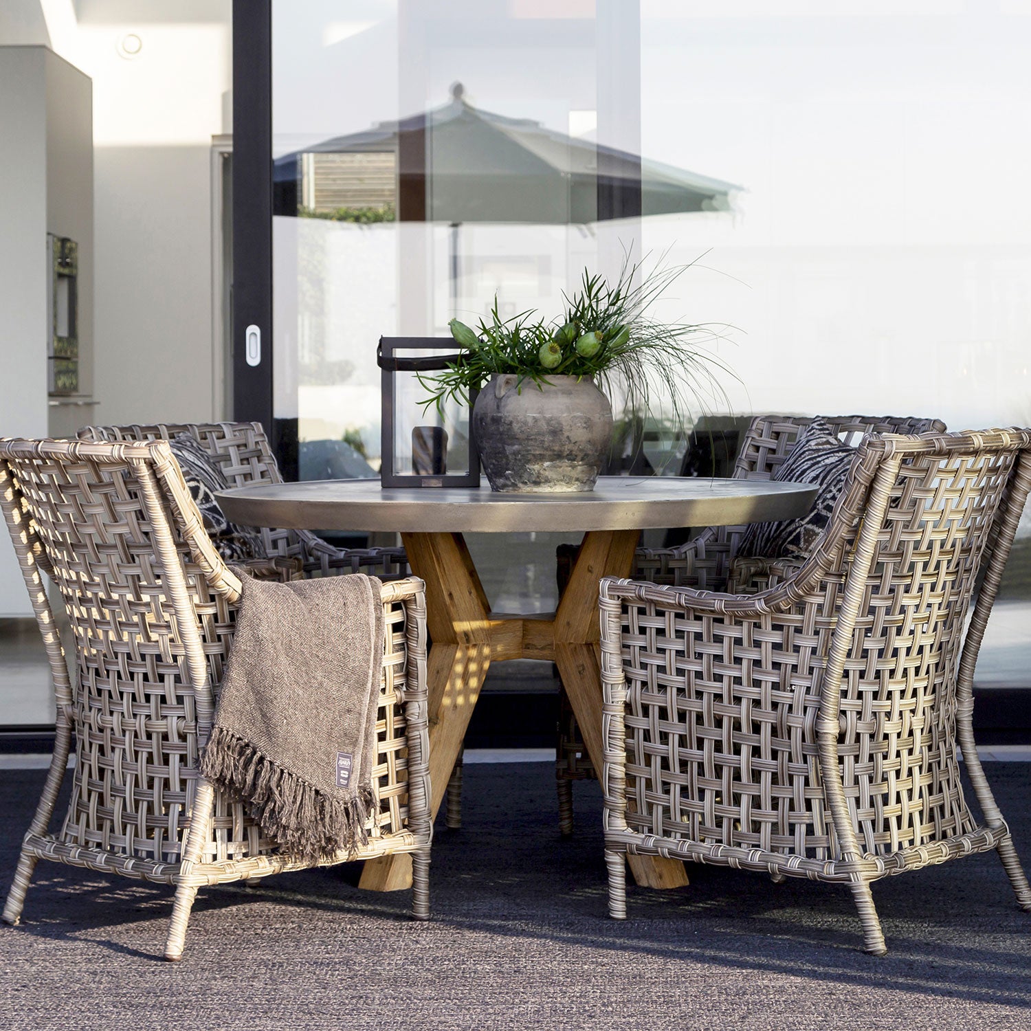 Malaga & Tonga ruokailuryhmä Artwood