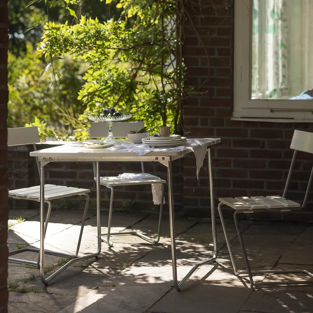 Pöytä B31 84 öljytty valkolakattua tammea