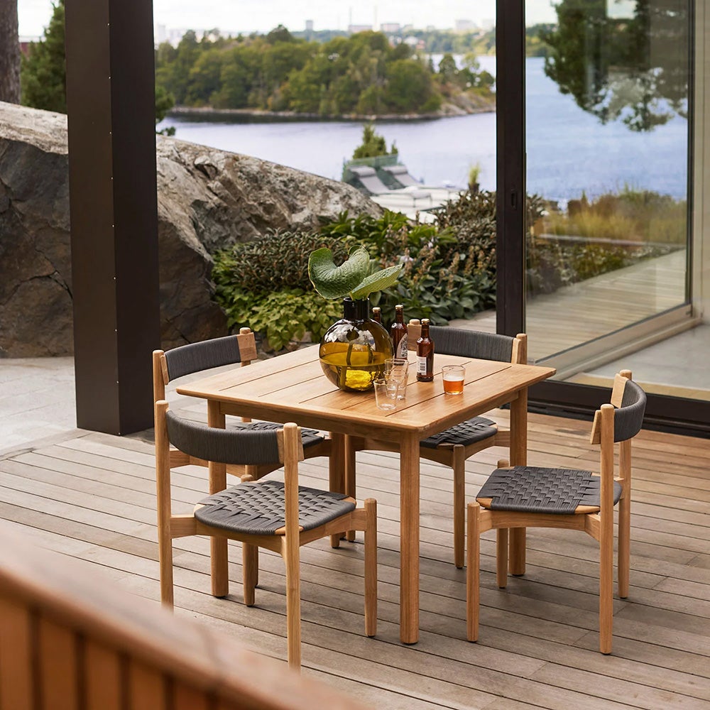  Koster Ruokailuryhmä 4 tuolia