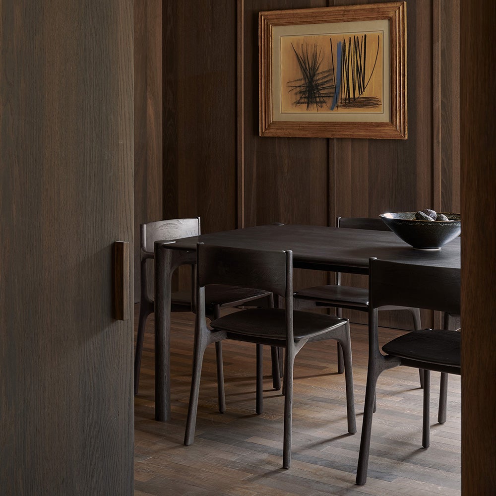 PI-ruokapöydän tuoli, lakattu tammi, ruskea