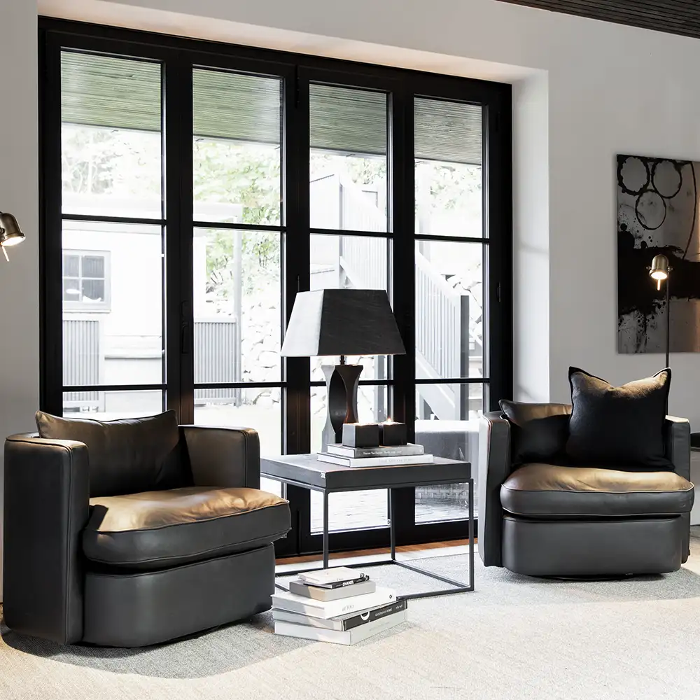 Sivupöytä Carlisle 65 x 65 cm black Artwood