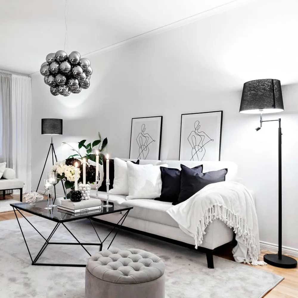 Orlando Gulvlampe Musta