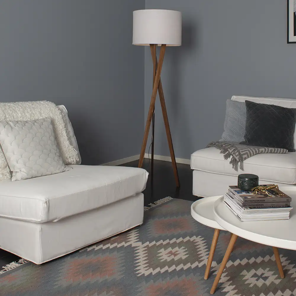 Vega Lattiavalaisin pähkinäpuu