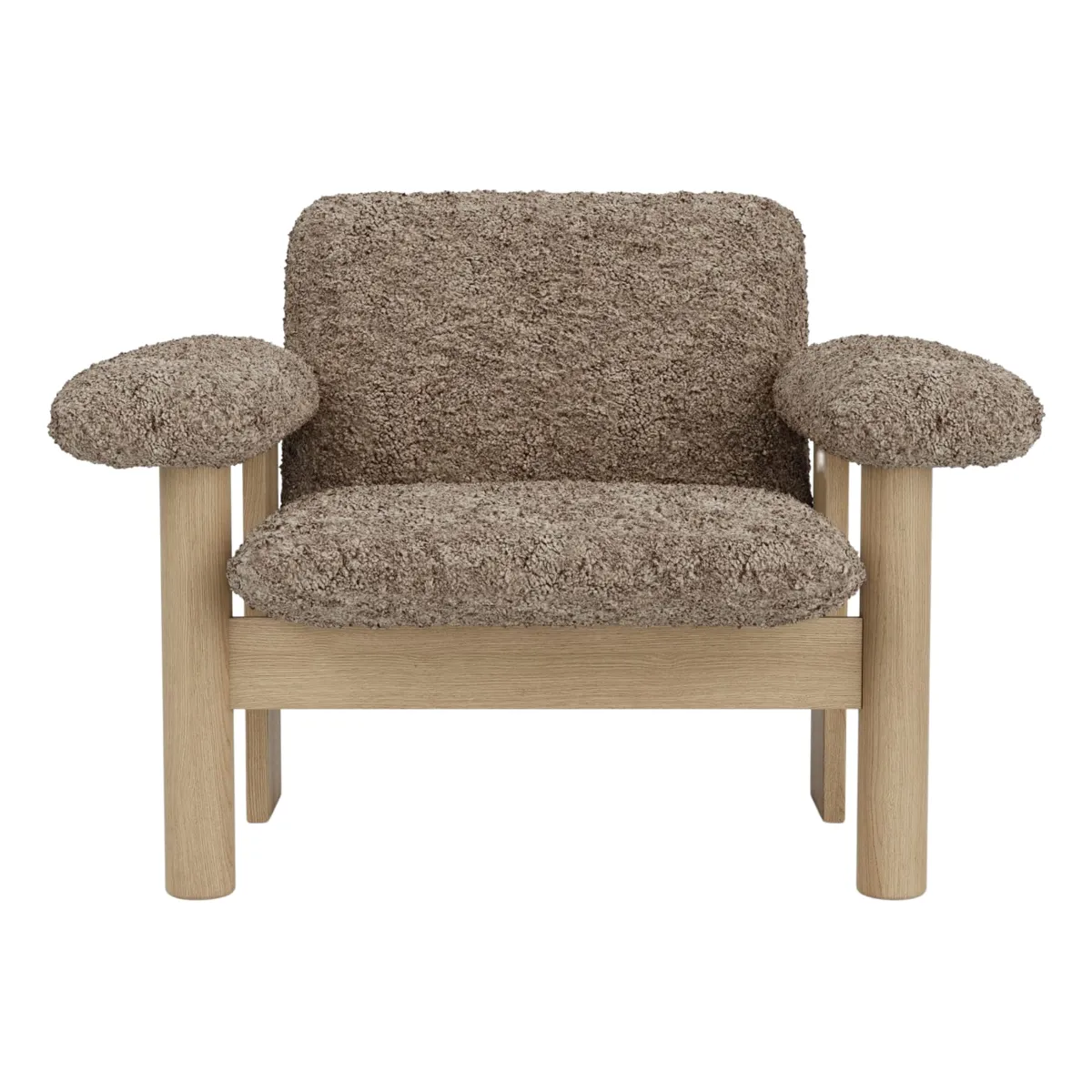 Brasilia lounge-tuoli täysverhoiltu matala selkänoja nelijalkainen runko massiivitammi luonnonvärinen, Sheepskin Nevotex Sahara