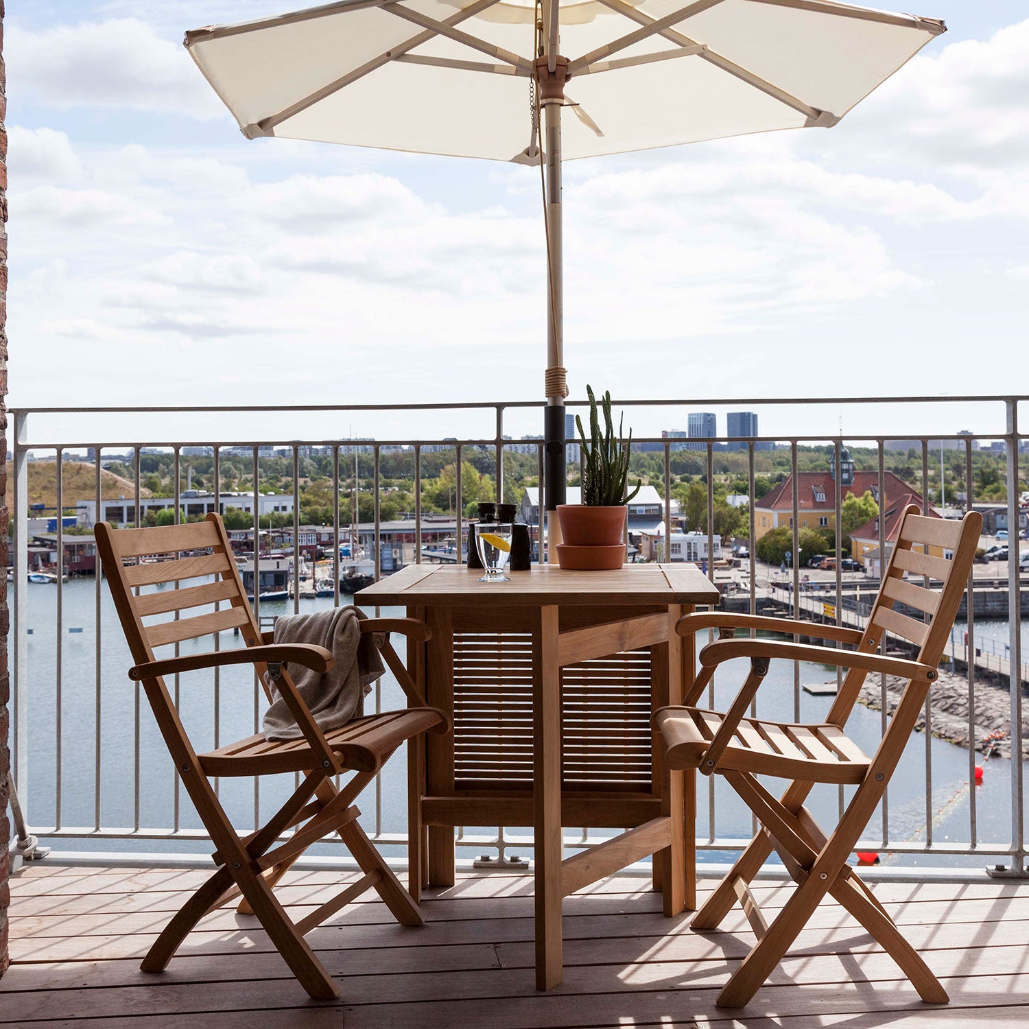 Butterfly 65x130 cm Parvekepöytä tiikki