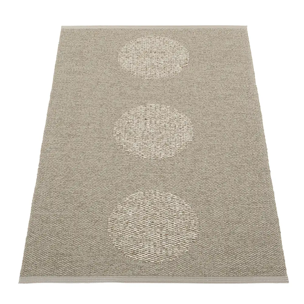 Vera 2.0 matto 70x120 cm Dark Linen