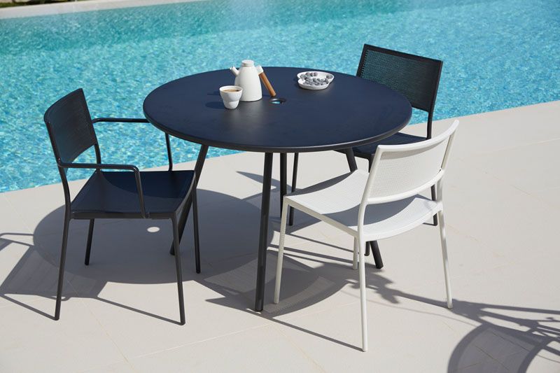 Area ruokapöytä laava harmaa 