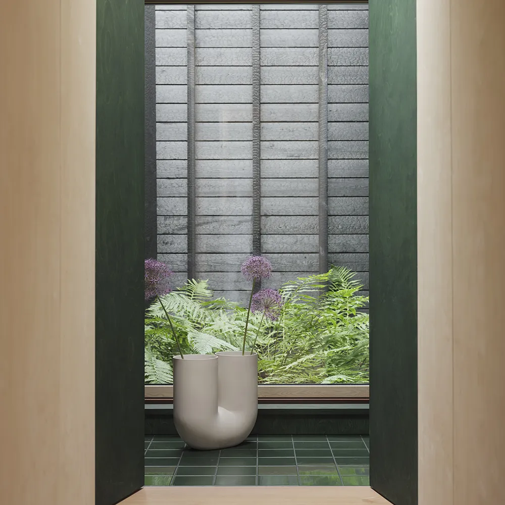 Kink Maljakko H: 39 cm - Hiekka