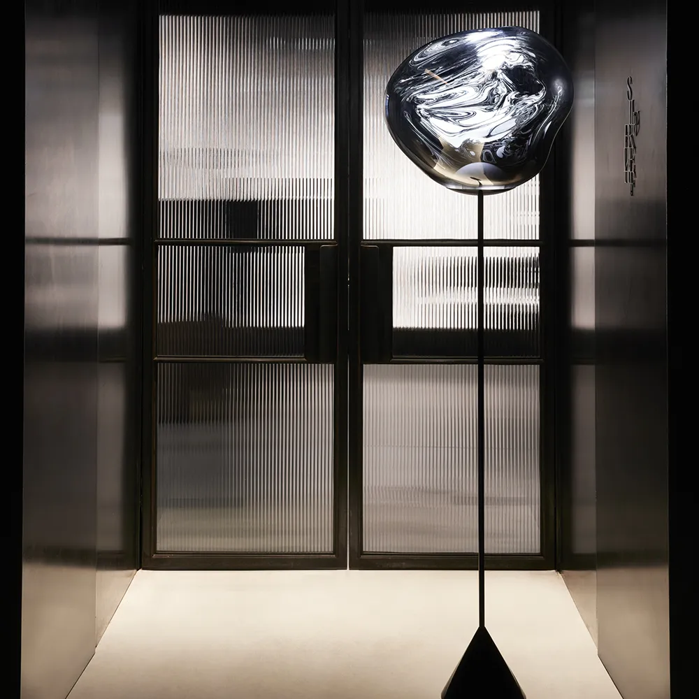 Melt Cone Slim Lattiavalaisin Smoke LED