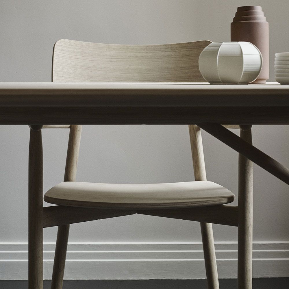 Hven käsinojallinen tuoli tammi