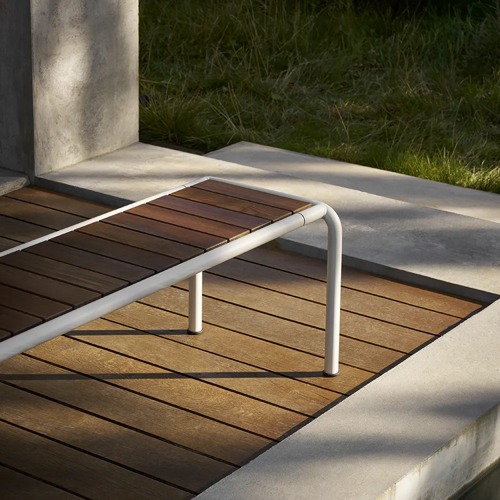 AVANTI penkki iso saarni/valkoinen