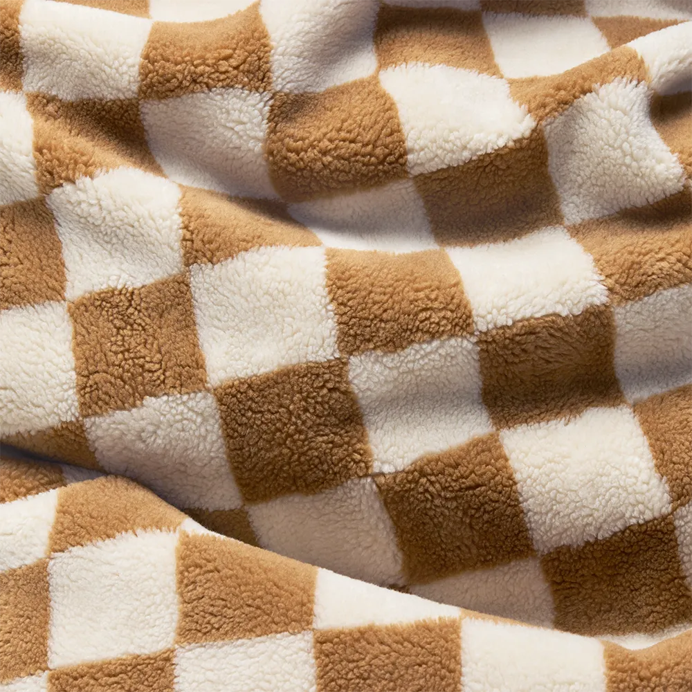 Square Koristetyyny Teddy Chess Almond Creme