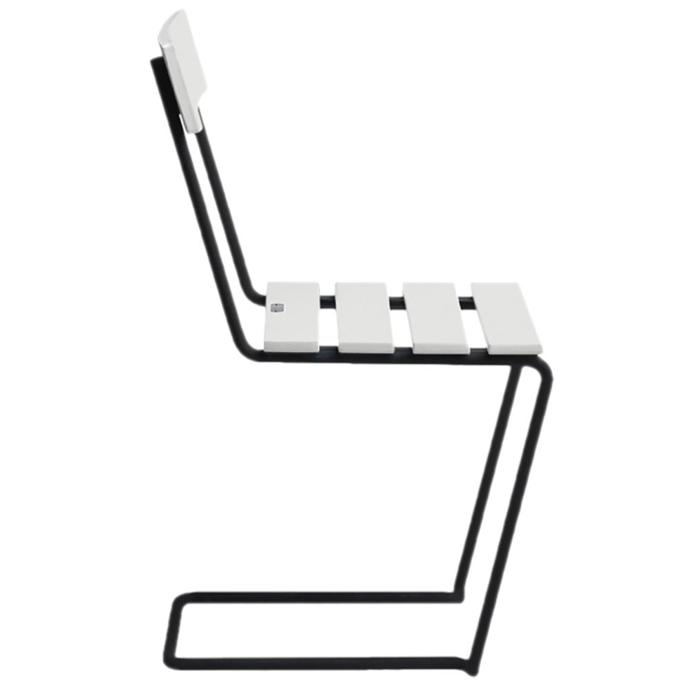 Tuoli 1 Valkoinen lakattu tammi / musta jalusta