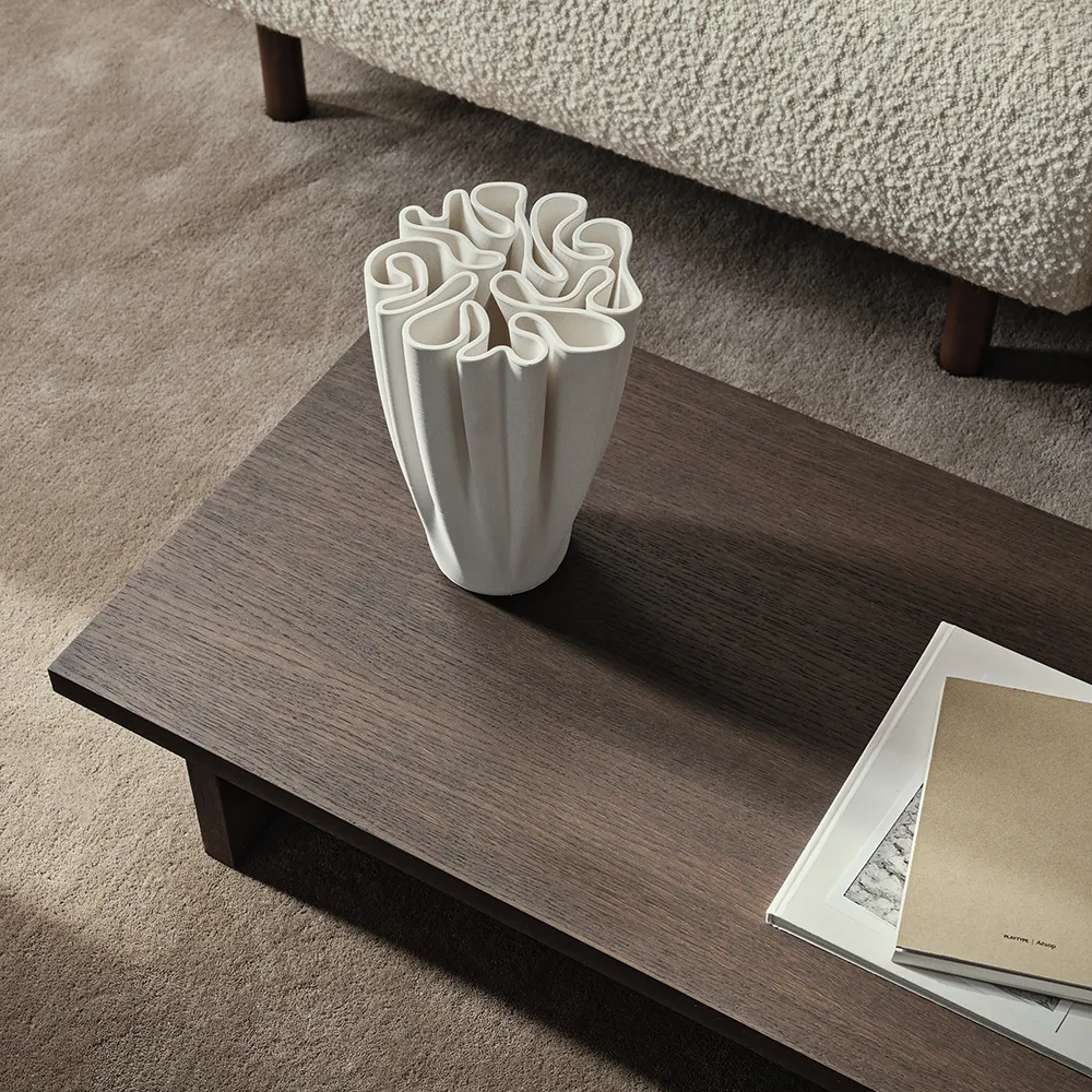 Kona Display Sivupöytä Dark Stained