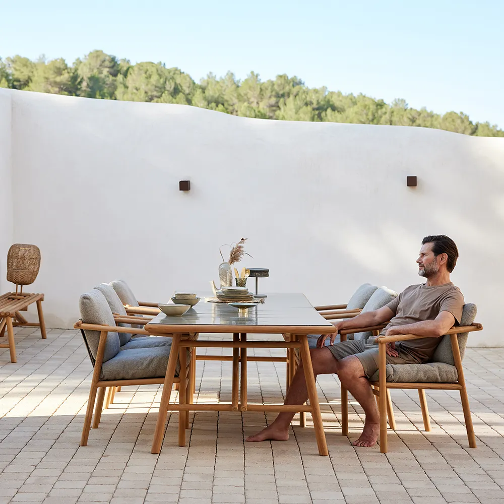 Sticks Ruokapöytä 100x250 cm