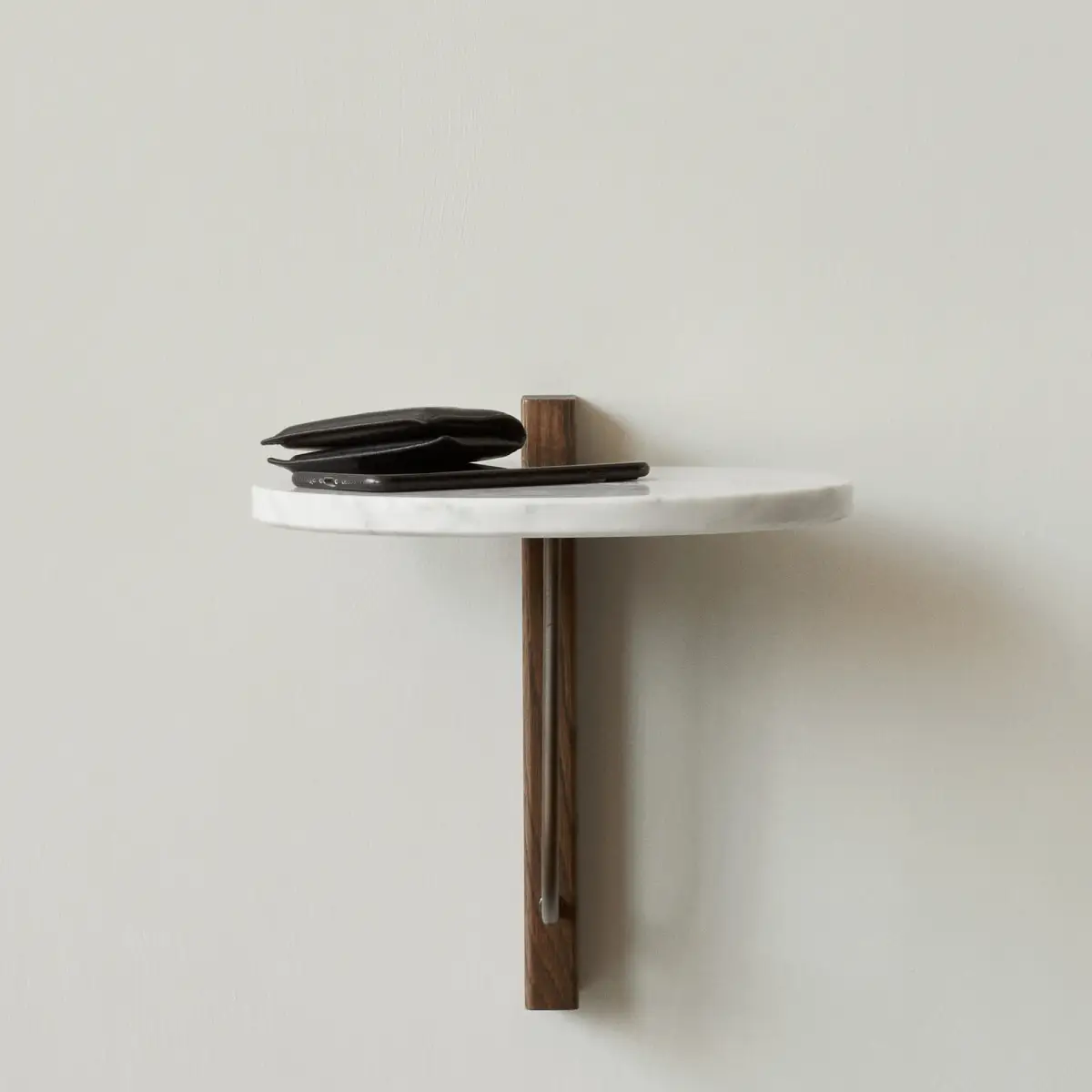 Corbel Rund -hylly, marmori/tumma tammi