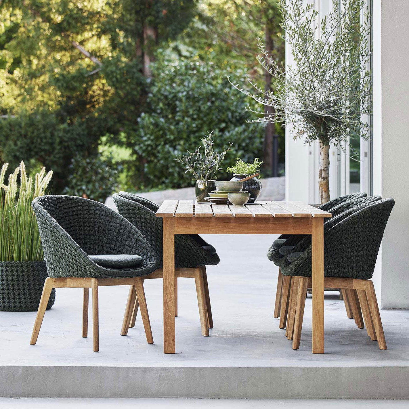 Peacock Käsinojatuoli Dark green 