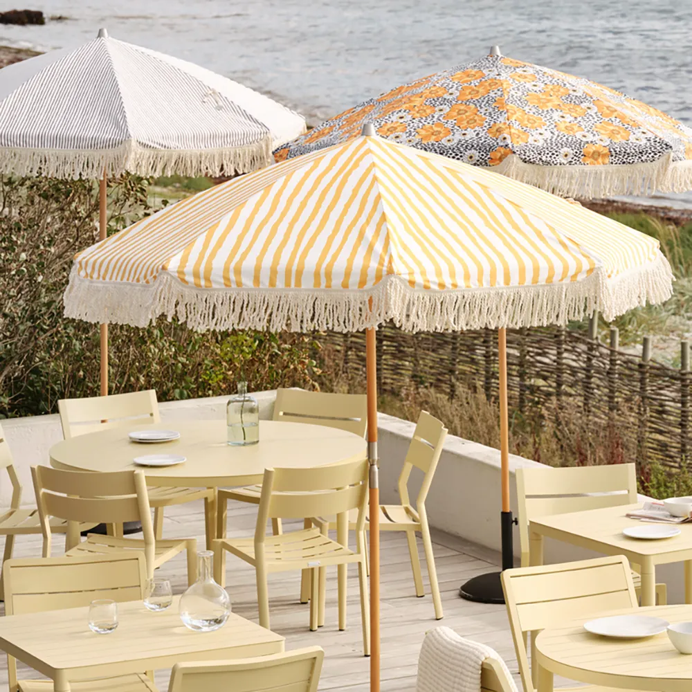 Bigby/Delia pyöreä ruokailuryhmä