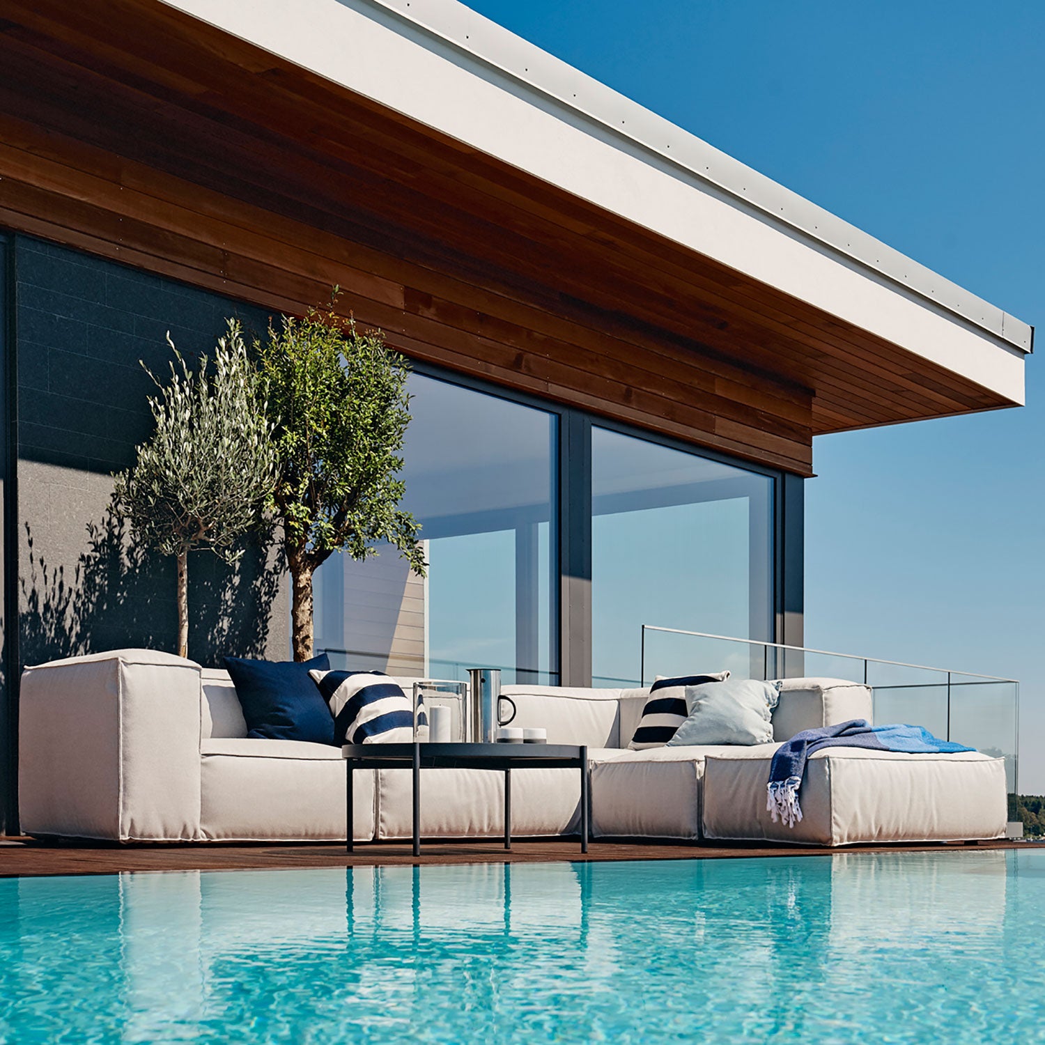 Asker jalkarahi beige Skargaarden 