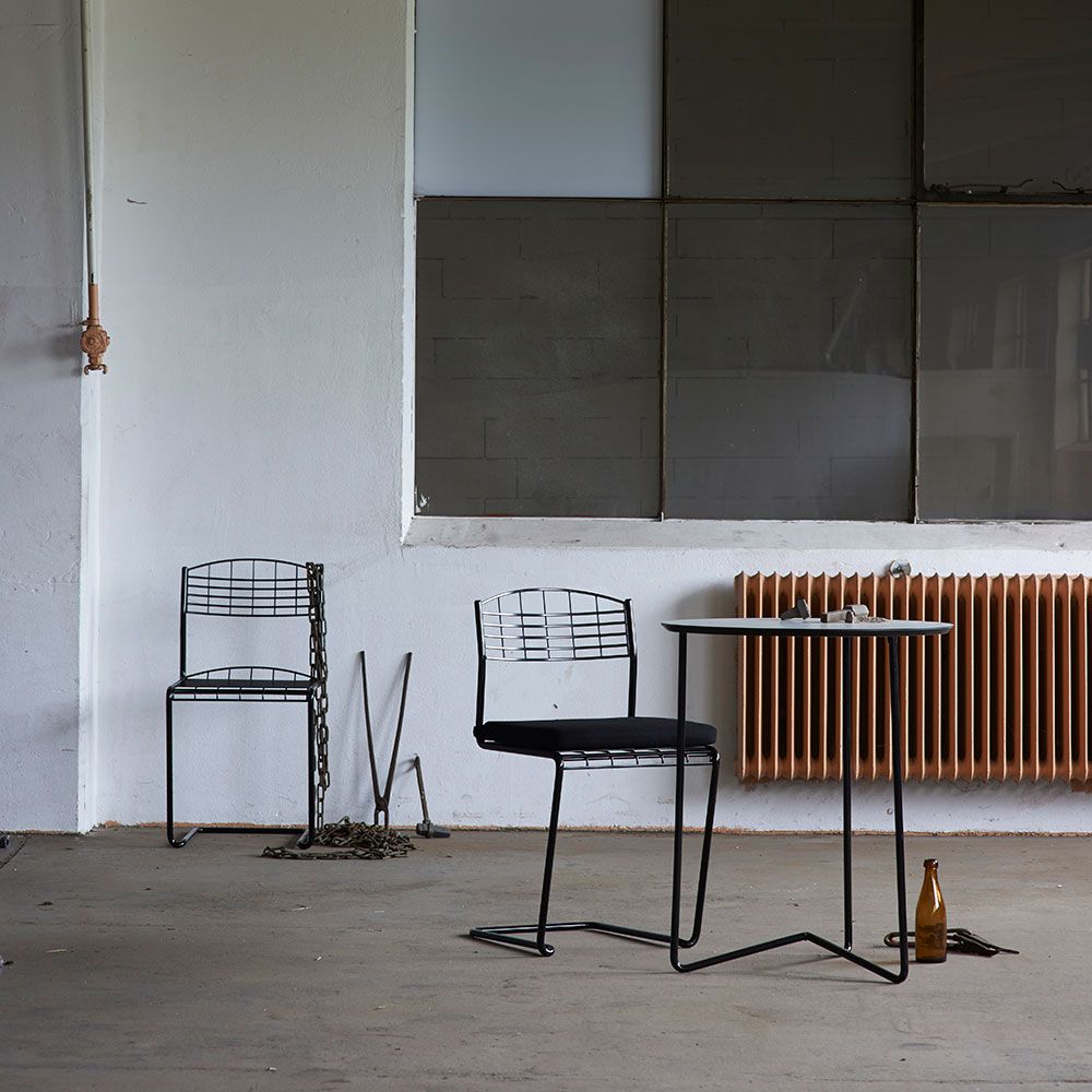 Pöytä High Tech 60 valkoinen laminaatti / musta runko