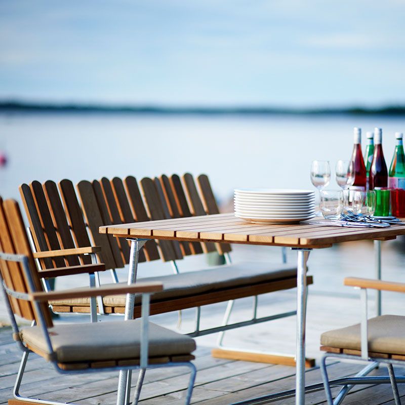 Pöytä 9A 100 käsittelemätöntä tiikkiä / kuumasinkitty runko Grythyttan Stålmöbler 