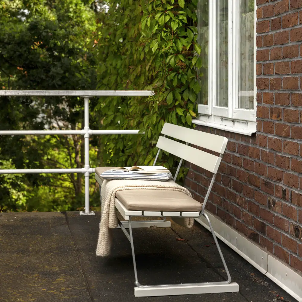 Sohva 5 valkoinen Grythyttan Stålmöbler 