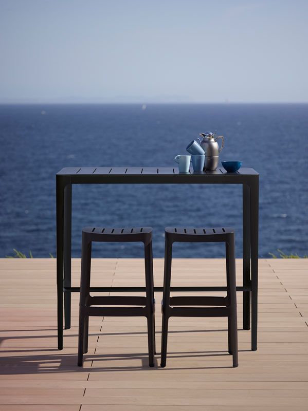 Cut Baaripöytä Musta