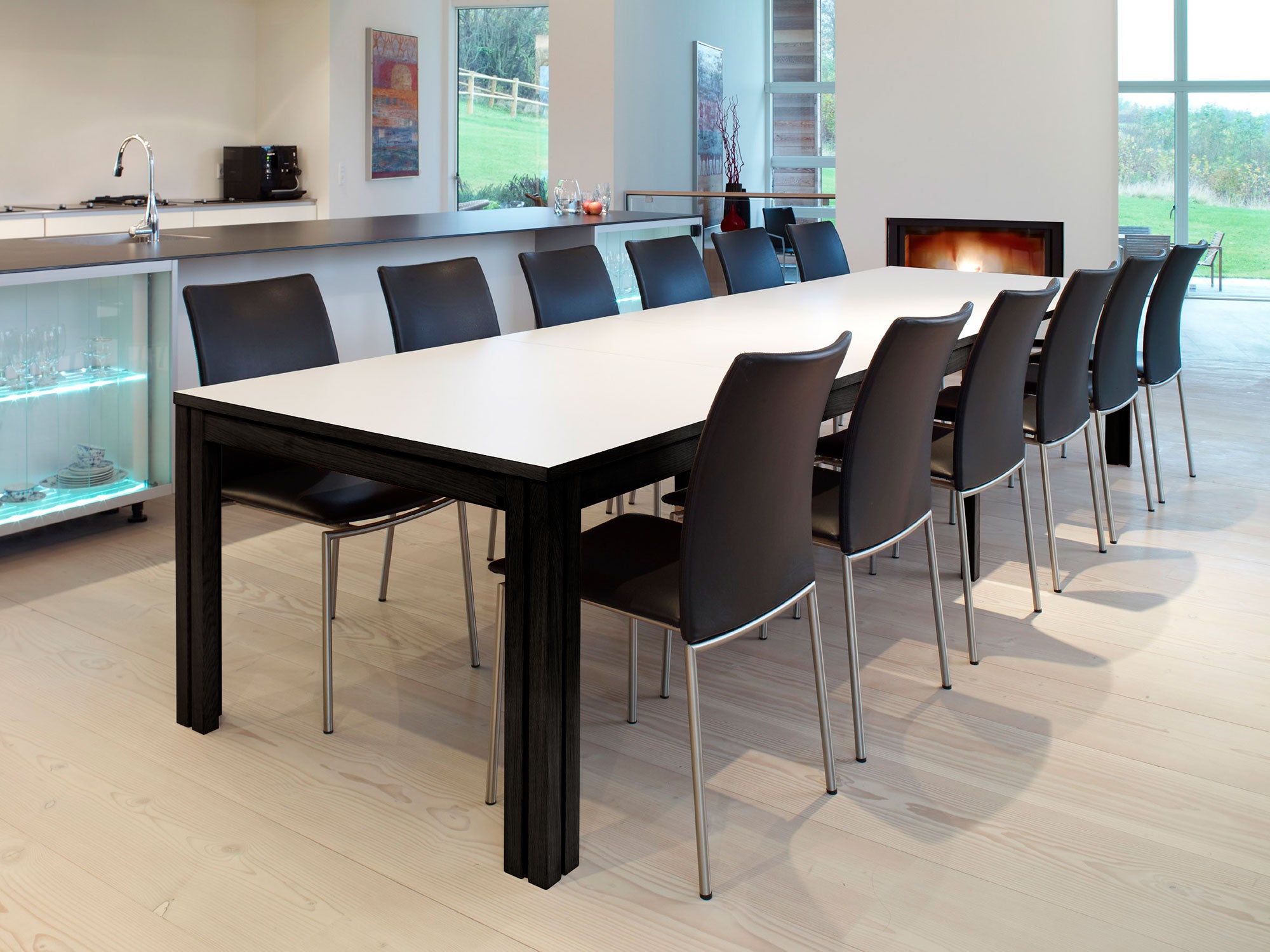 Sm24 pöytä lakattu tammi 200-356(512)x100x73 cm