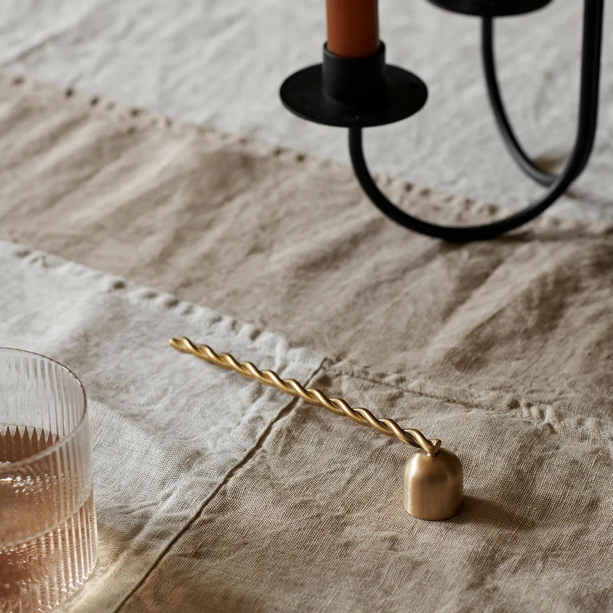 Kynttilänsammutin Twist Brass