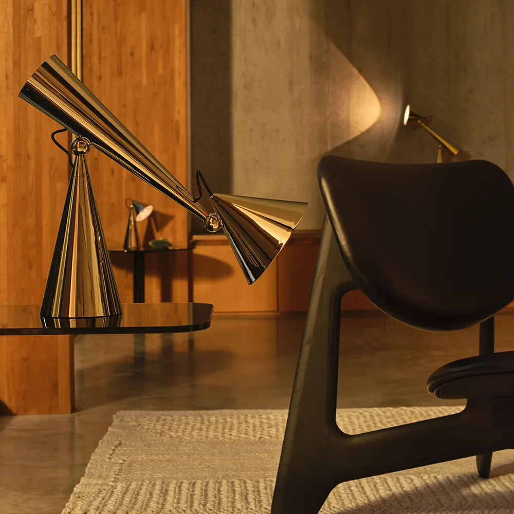 Pose Pöytälamppu LED Gold