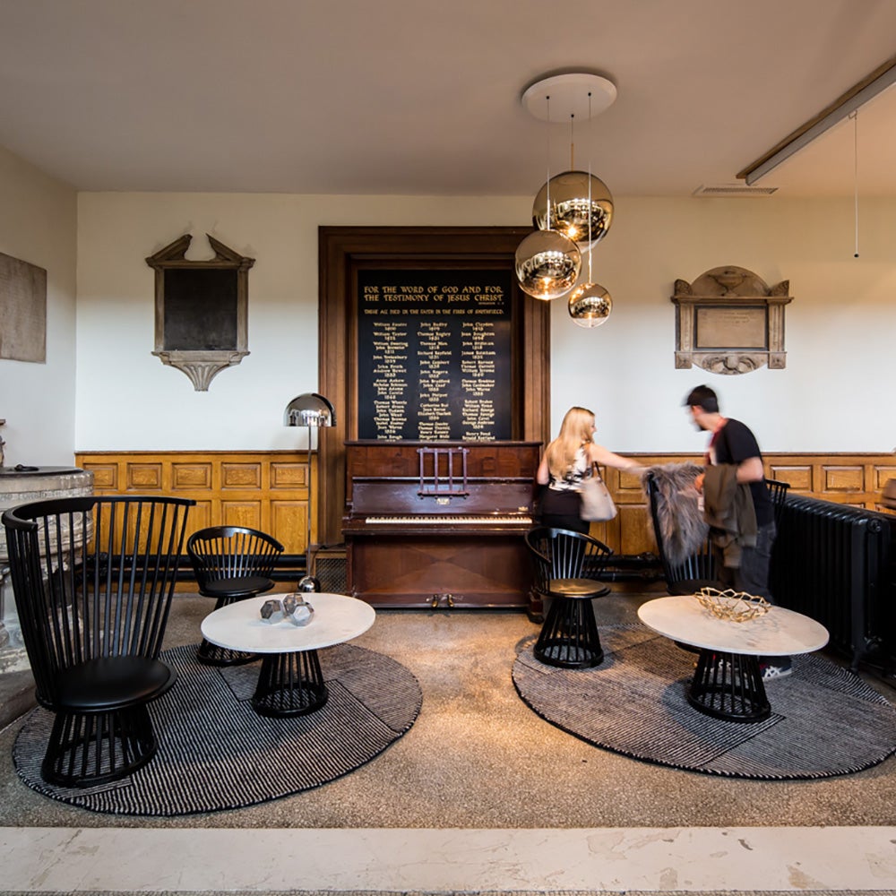 Fan-pöytä musta kivikansi 90 cm valkoinen