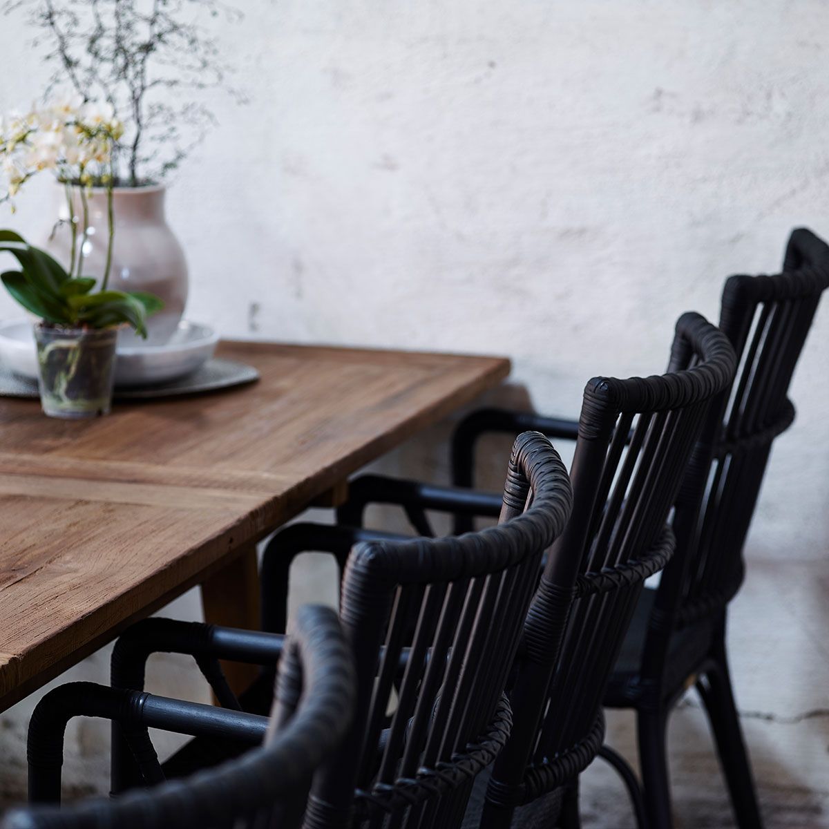 Lucas Ruokapöytä 100x180 cm Tikki