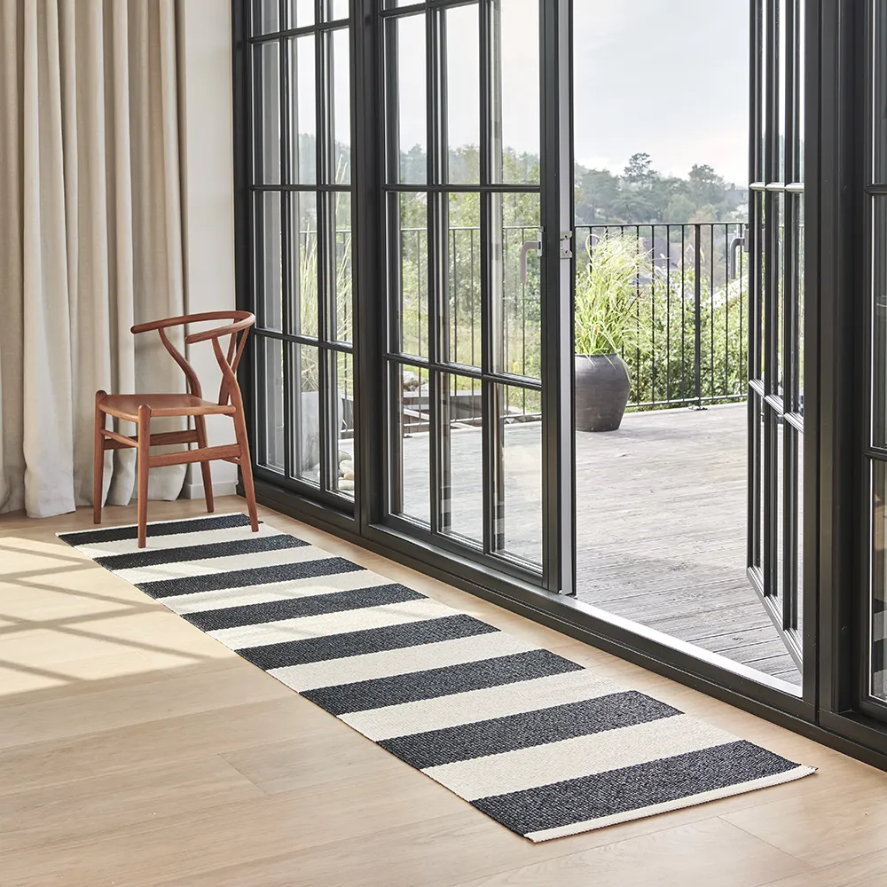 Bob matto Black/Vanilla 140 x 180 cm