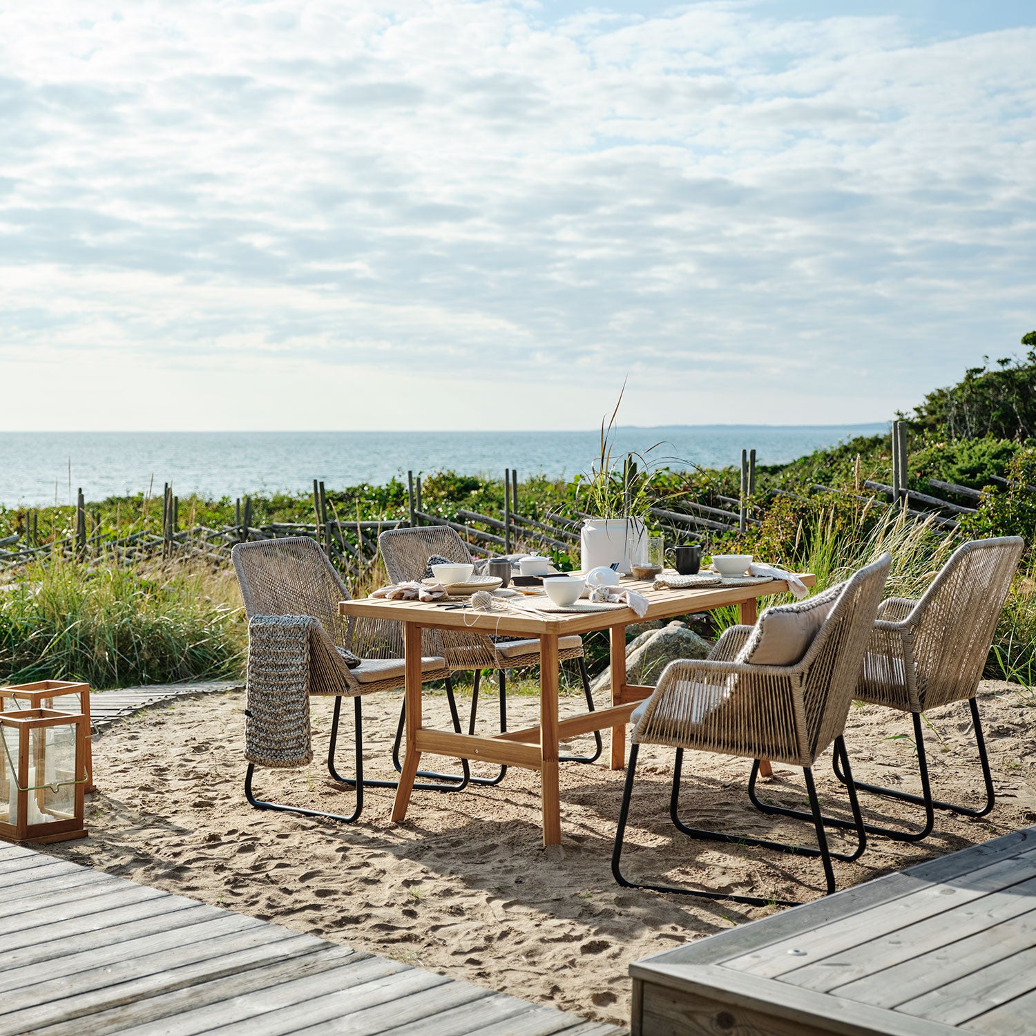 Kornell ruokapöytä 90 x 150 cm luonnonvärinen tiikki Brafab