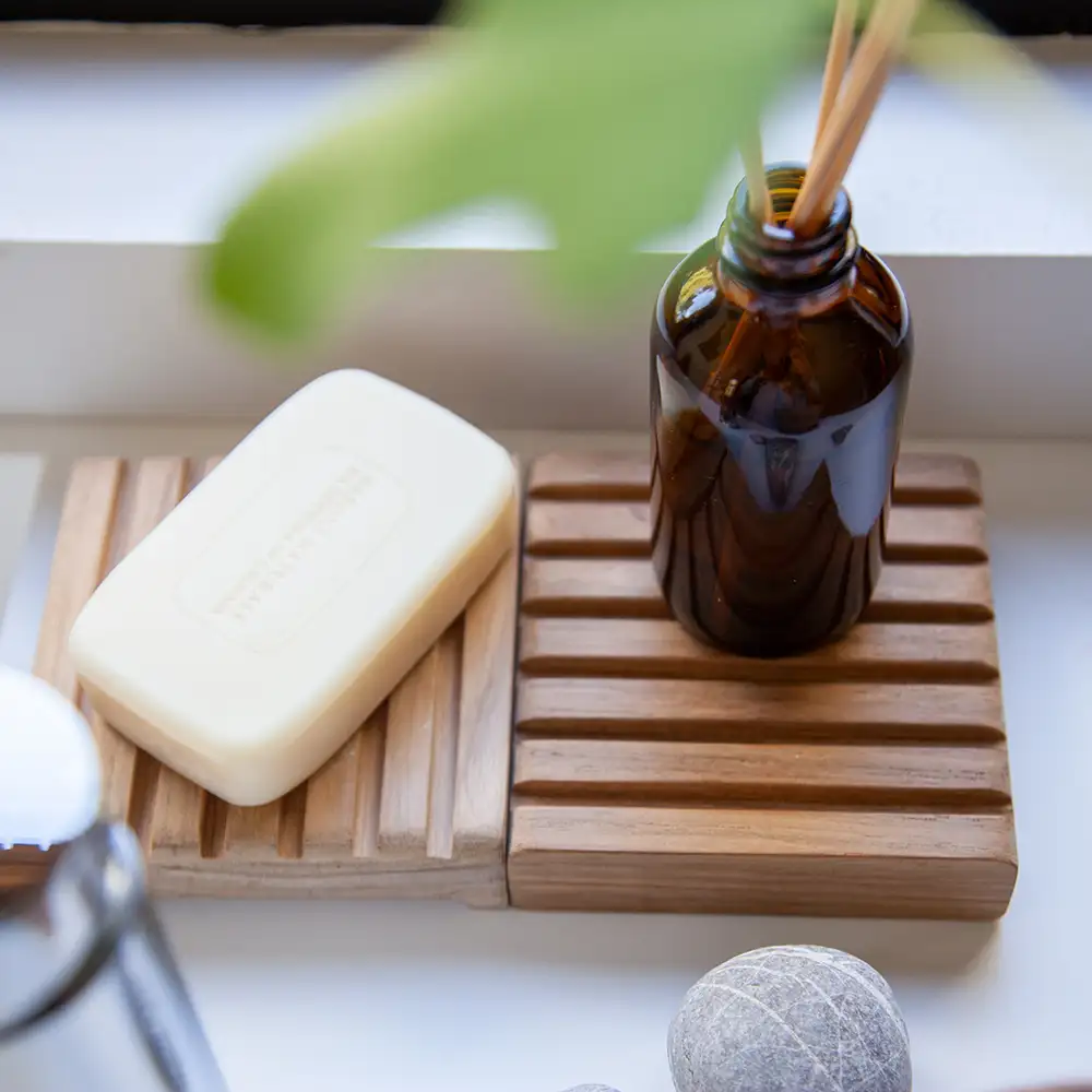 Bath Saippua-alusta Tiikki