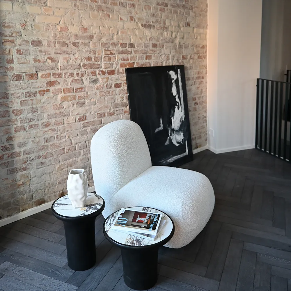 Trumpettityylinen sohvapöytä, korkea - Calacatta