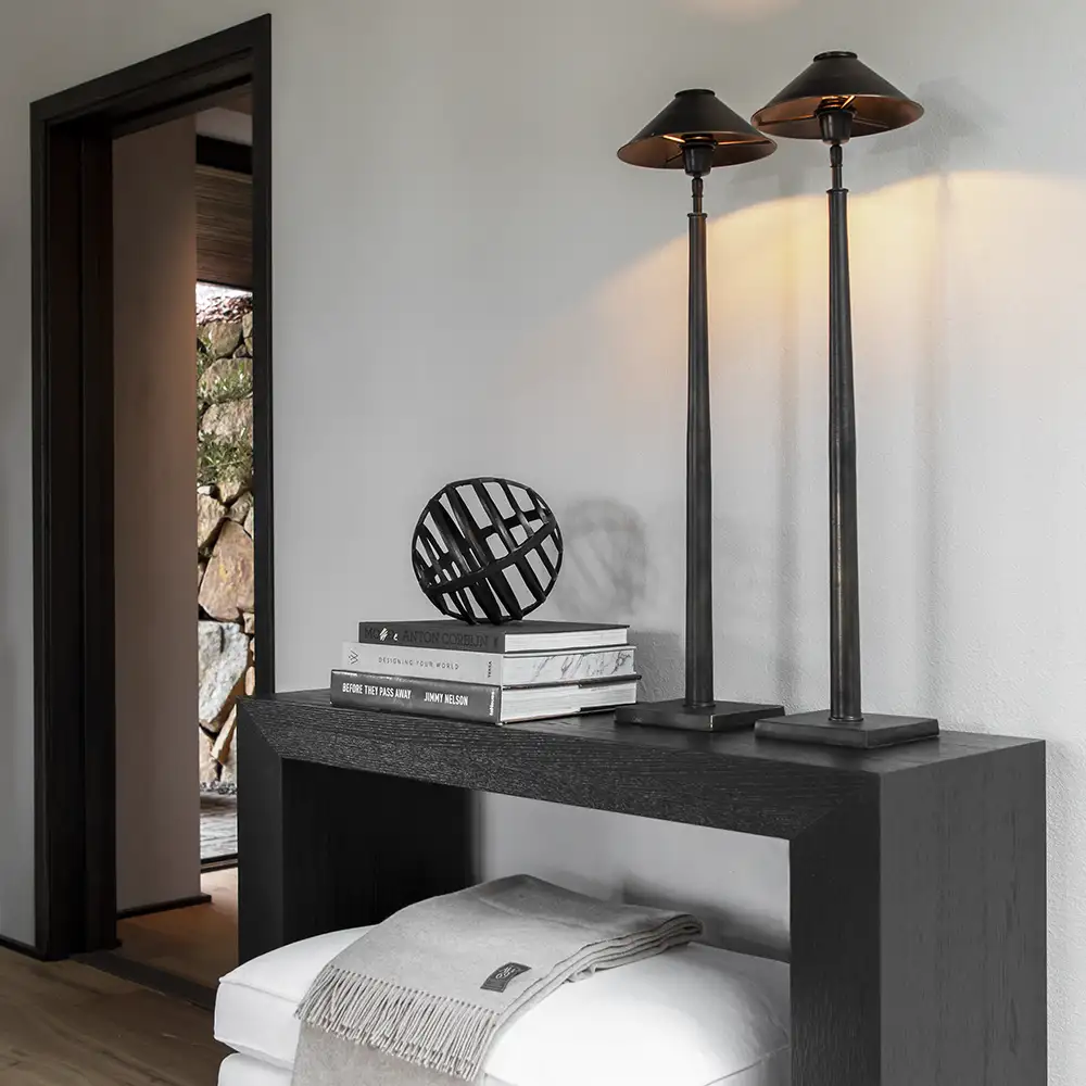 Positano pöytävalaisin Antique Bronze Artwood