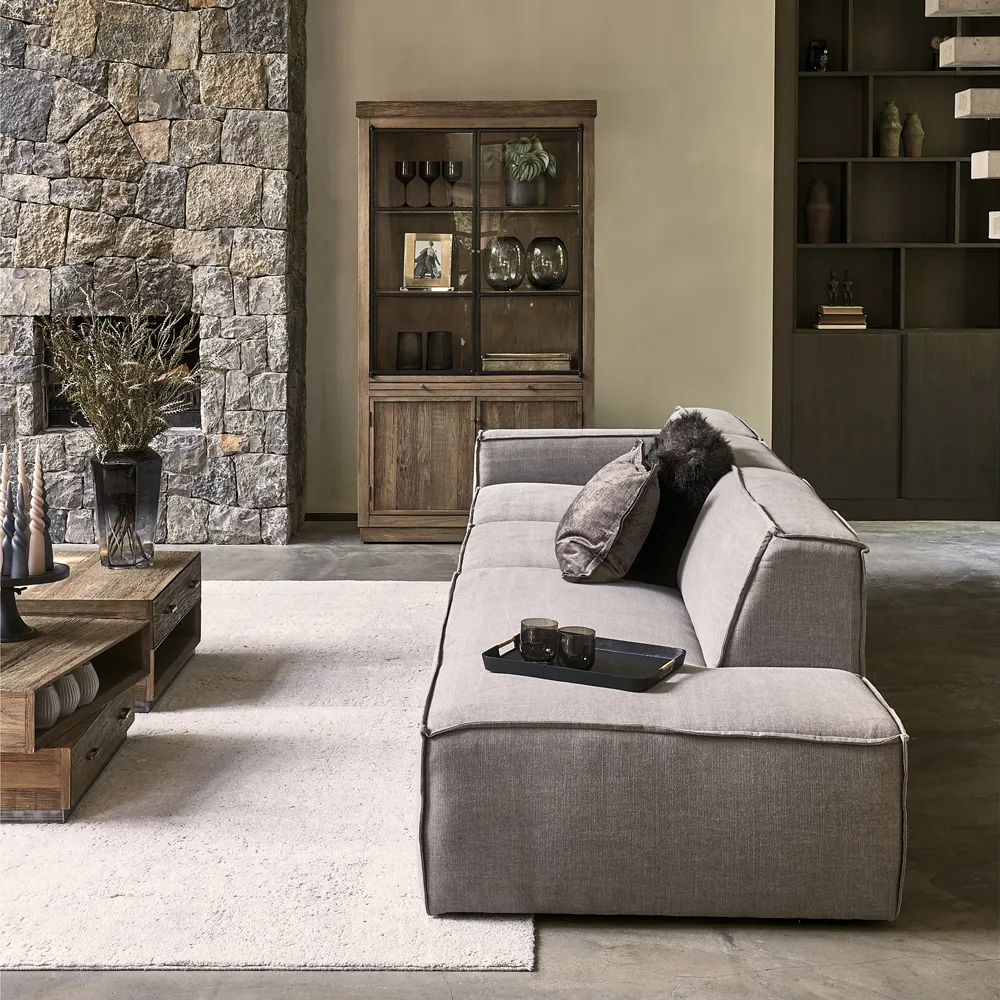 Clearwater Creekin esittelykaappi