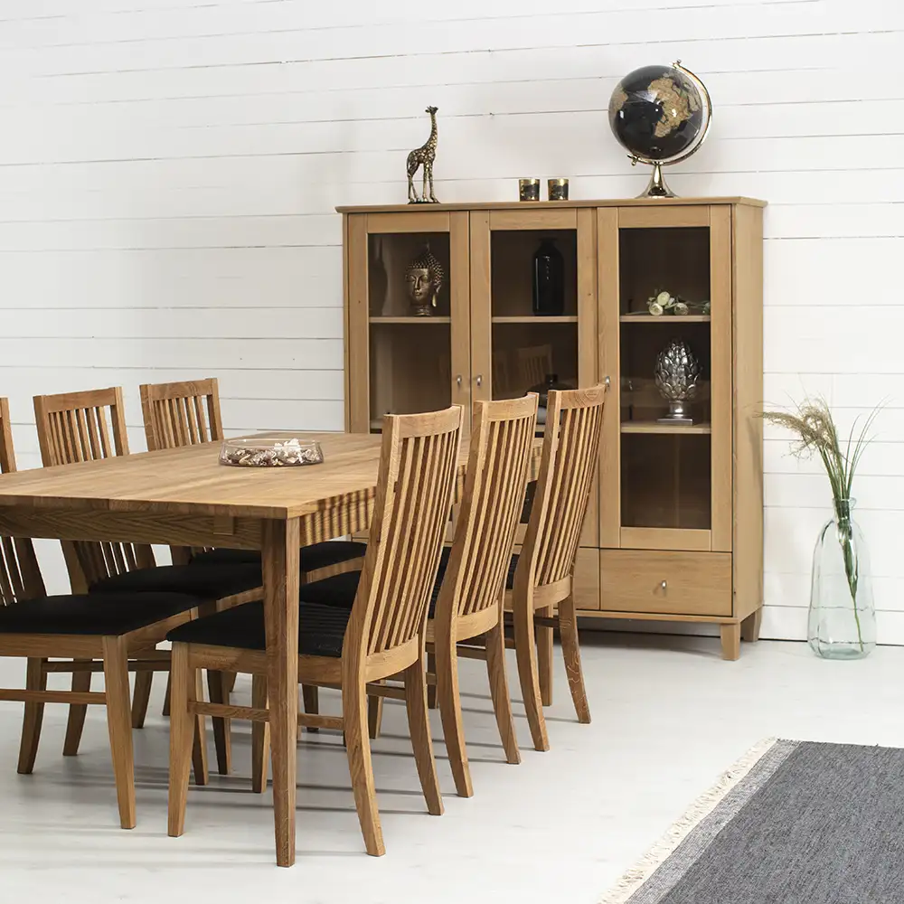 Ekliden Vitriinikaappi 137 cm öljyttyä tammea