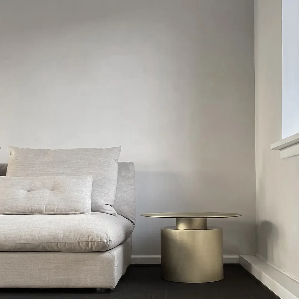 Pillar-sohvapöytä, matala - messinki