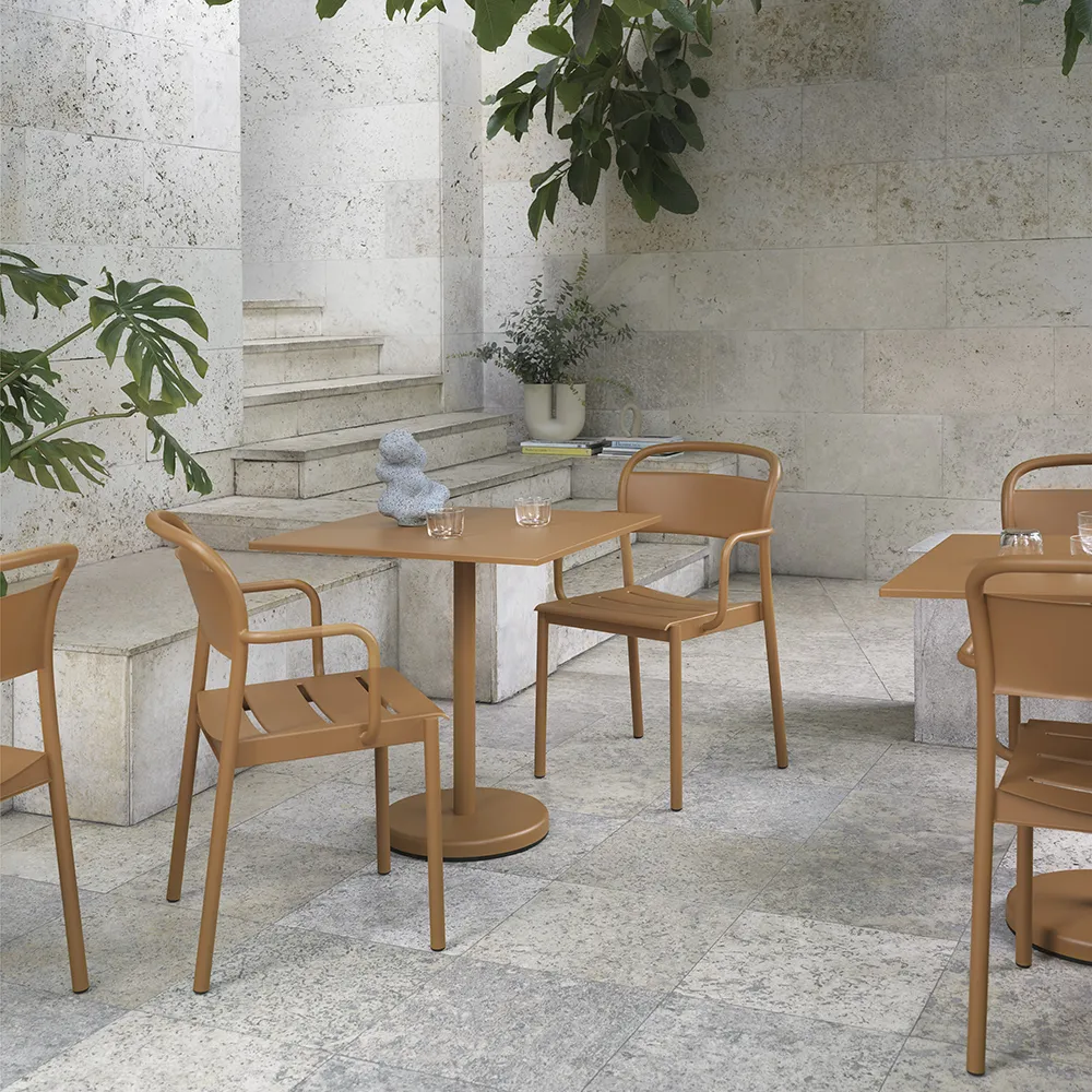 Linear Steel Bistropöytä 70x70 cm Anthracite Black 