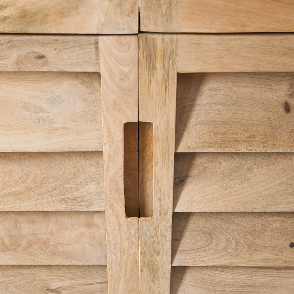  Pacifica näyttökaappi