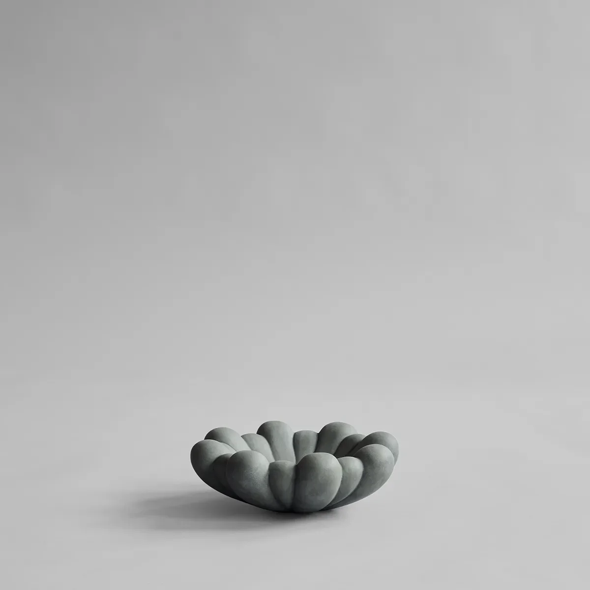 Käsintehty koristekulho Bloom Dark Grey Ø 28,5 cm