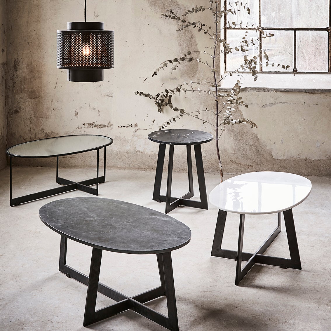  MILAN pöytä musta/lasi