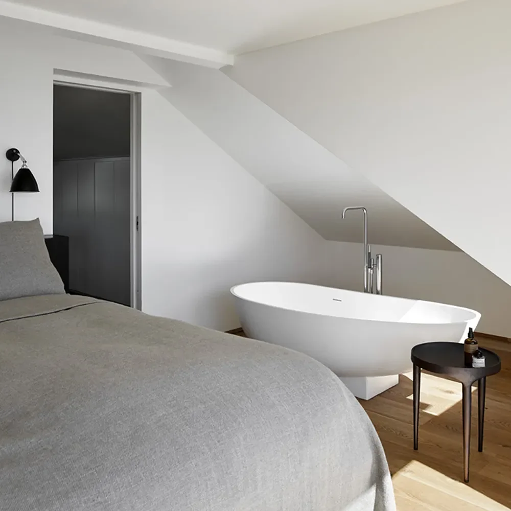 Phantom-pöytä, korkea - Burn Antique