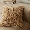 Käsinkudottu Tyynynpäällinen Meadow High Pile Light Sand
